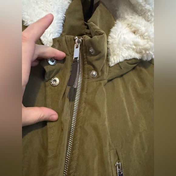 Altar'd State Winter Jacket Coat Women's Olive Drawstring Waist Tie Faux Fur XS - Picture 7 of 8
